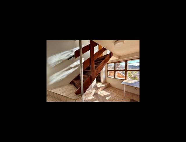 3 BEDROOM HOUSE FOR SALE IN OAKDENE